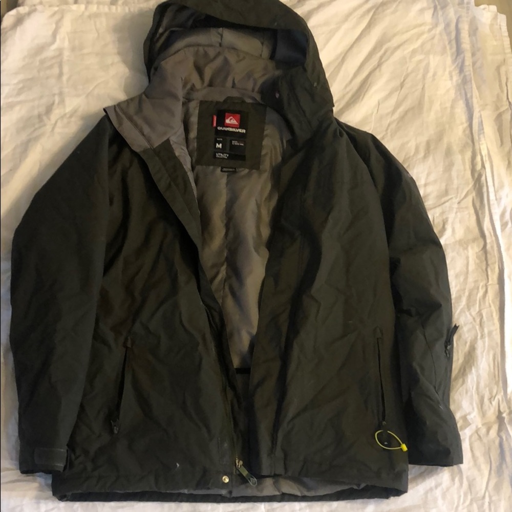 Quicksilver men’s snow jacket, size M